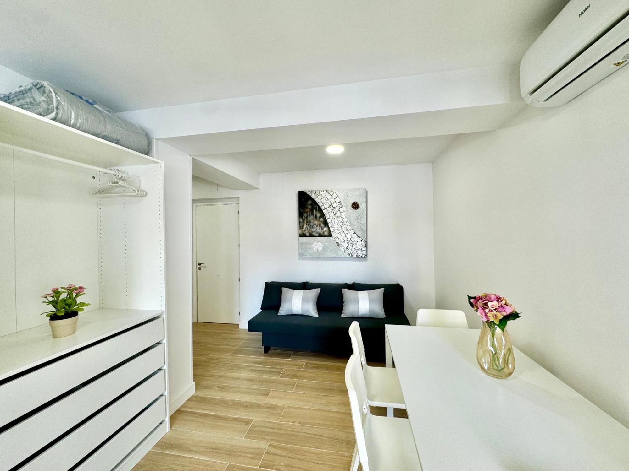 Amazing Seaside Studio By Eaw Homes Марбелья Екстер'єр фото